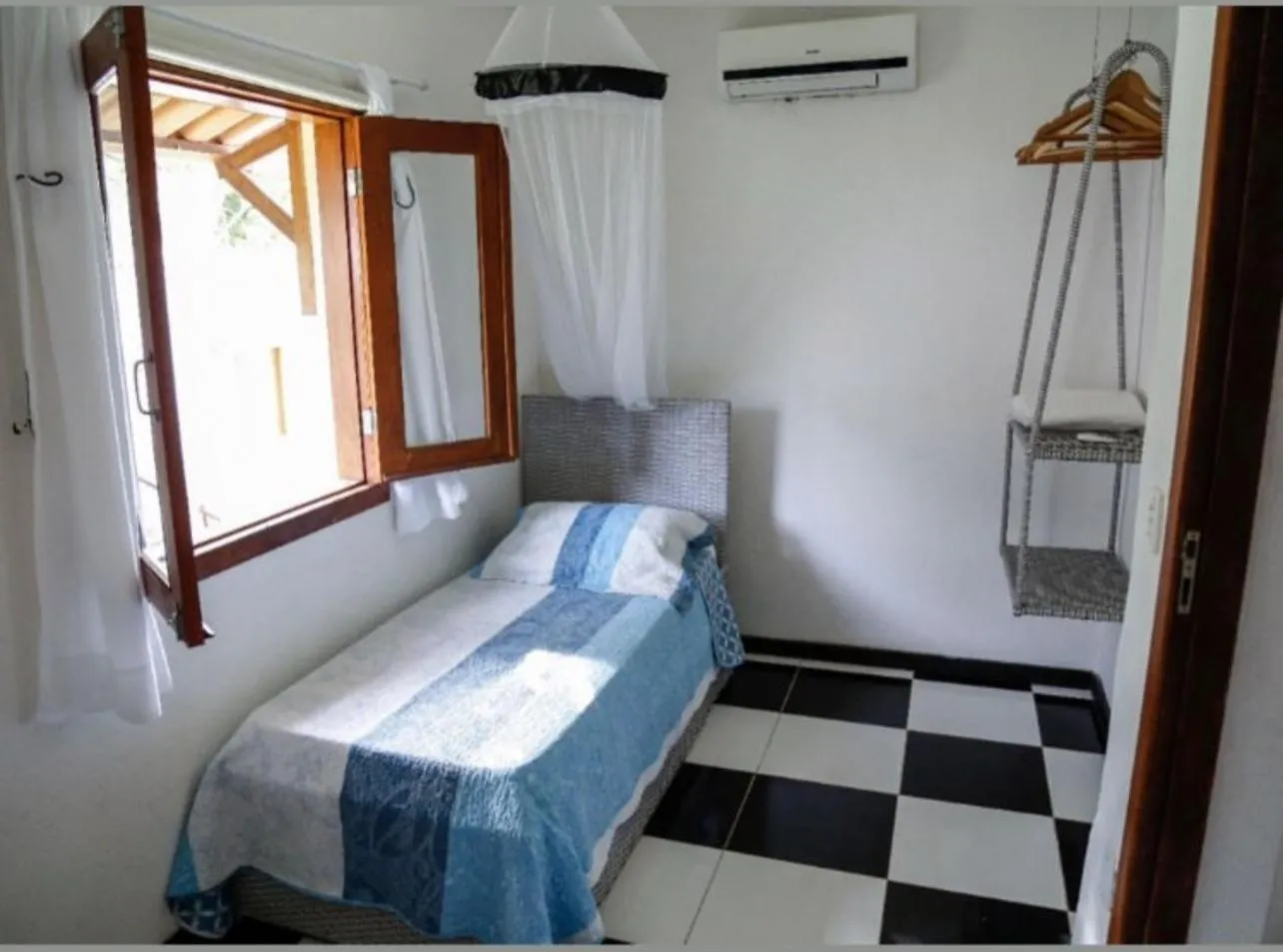 Gal Casas Maria Jose Villa Porto Seguro Brazil
